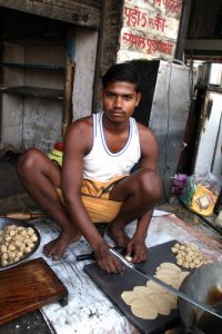 Inde Rajhastan fabricant beignet (©notjes.over-blog.com)