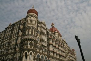 Façade du Taj Mahal Hotel de Mumbai