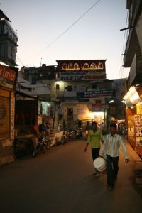 Tombée de la nuit sur Udaipur