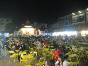 Place centrale du Night Bazaar