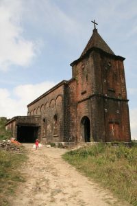 Eglise à l'abandon