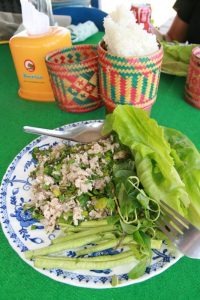 Sticky rice lao et poisson