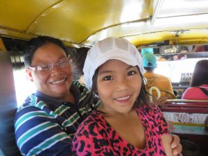 Dans le jeepney